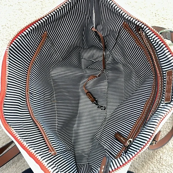 Dooney & Bourke wayfarer tote purse - Picture 7 of 11